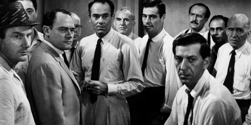 دانلود فیلم سینمایی ۱۲ مرد خشمگین - (12 Angry Men) با زیرنویس فارسی و کیفیت عالی