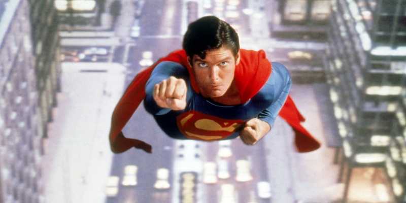 دانلود فیلم سینمایی سوپرمن - (Superman) با زیرنویس چسبیده فارسی و کیفیت عالی