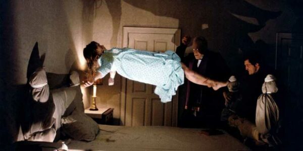 دانلود فیلم سینمایی جن‌گیر - (The Exorcist) با زیرنویس چسبیده فارسی و کیفیت عالی