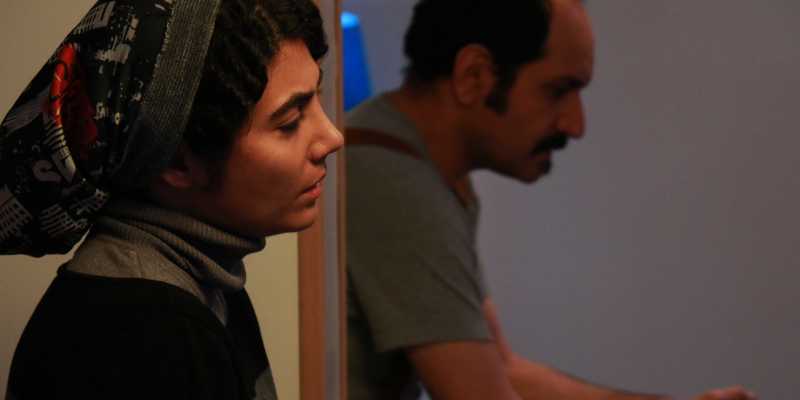 دانلود فیلم سینمایی ایرانی هاله با کیفیت عالی