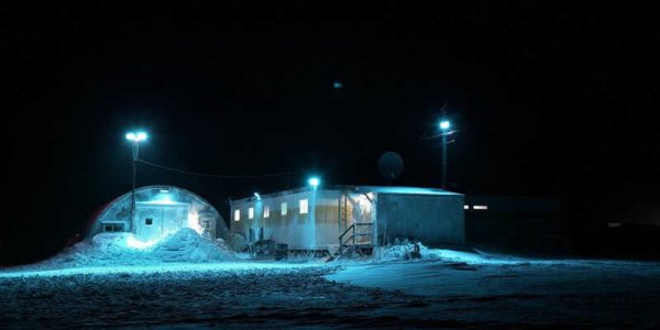 دانلود فیلم سینمایی آخرین زمستان - (The Last Winter) با زیرنویس چسبیده فارسی و کیفیت عالی